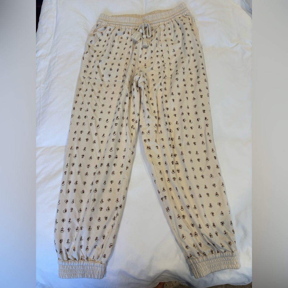 Anthropologie Cleobella Beige Patterned Joggers